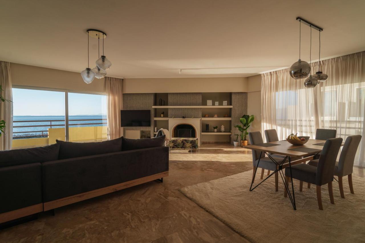 Sea Front Luxury Apartment باترا المظهر الخارجي الصورة
