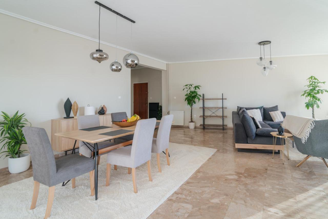 Sea Front Luxury Apartment باترا المظهر الخارجي الصورة